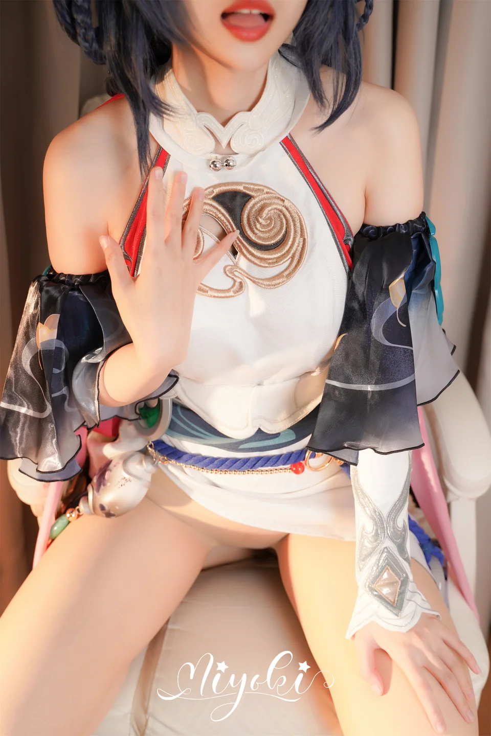 铃木美咲软软趴在床单上_想要成为你的偶像（公孙离离恨烟篇）29P,2V_2_91GB tg@simisebaisi 【丝足阁】014.webp